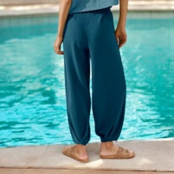 Short Sleeve Sweater and Pant Set - Picture 5 of 8